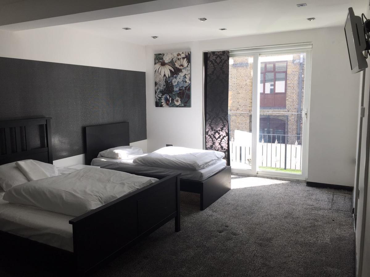 The Ne 3* Londra